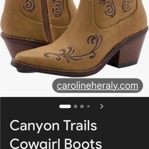 Embroidered Heeled Boots